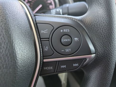 Used 2023 Toyota Camry LE image 32