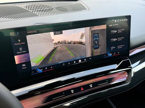 Certified 2026 BMW 540i xDrive image 30