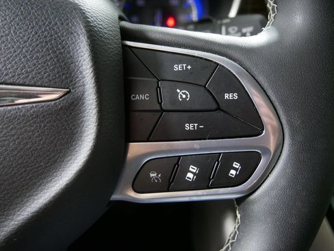 Used 2023 Chrysler Pacifica Limited w/ Uconnect Theater Family Group AWD/4WD image 23