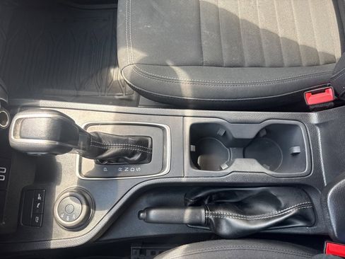 Used 2022 Ford Ranger XLT w/ Equipment Group 301A Mid image 22