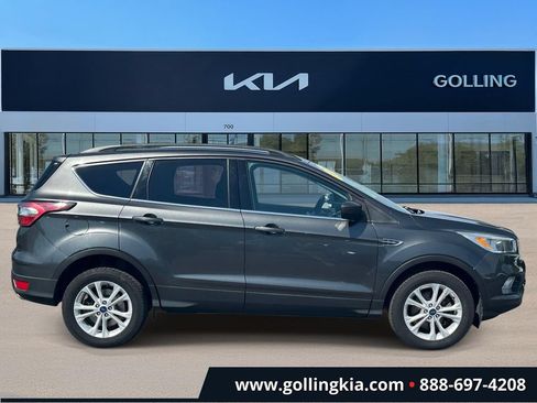 Used 2018 Ford Escape SE AWD/4WD image 2