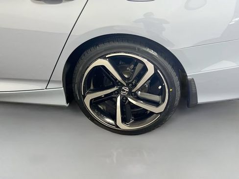 Used 2021 Honda Accord Sport image 26