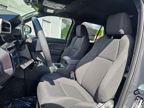 New 2026 Toyota 4Runner SR5 AWD/4WD image 19