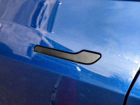 Used 2021 Tesla Model Y Long Range image 36