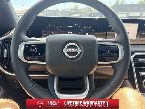 New 2025 Nissan Armada Platinum w/ Convenience Package image 12