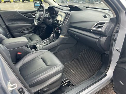 Used 2023 Subaru Forester Touring AWD/4WD image 13