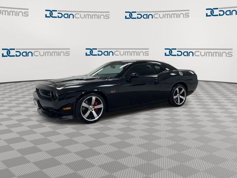 Used 2013 Dodge Challenger SRT8 RWD image 4