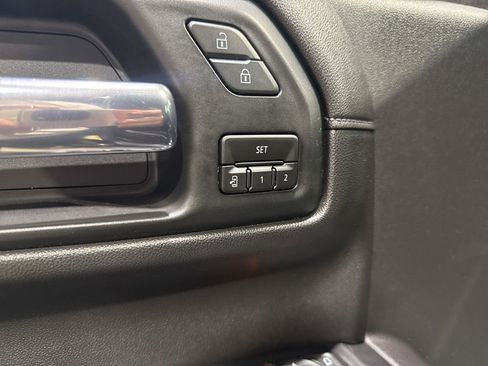 Used 2020 Chevrolet Silverado 1500 LTZ w/ LTZ Premium Package image 21