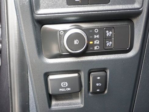 Used 2022 Ford Expedition Max Limited image 15