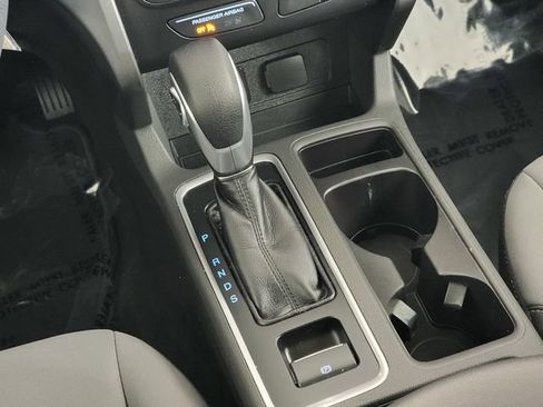 Used 2017 Ford Escape S image 22