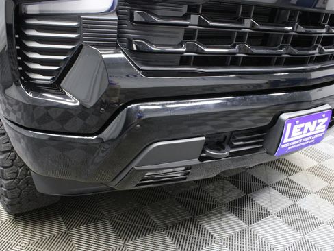 Used 2022 Chevrolet Silverado 1500 RST AWD/4WD image 44
