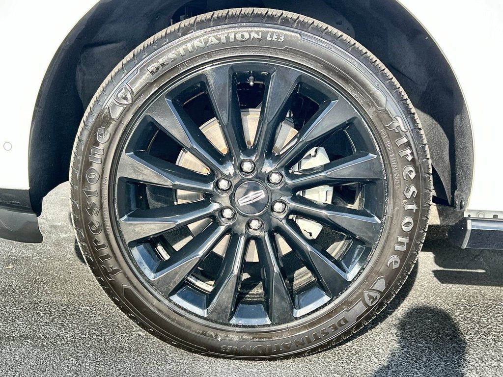 Used 2021 Lincoln Navigator L Reserve w/ Luxury Package AWD/4WD image 10