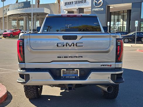 Used 2026 GMC Sierra 3500 AT4 w/ AT4 Premium Plus Package AWD/4WD image 4