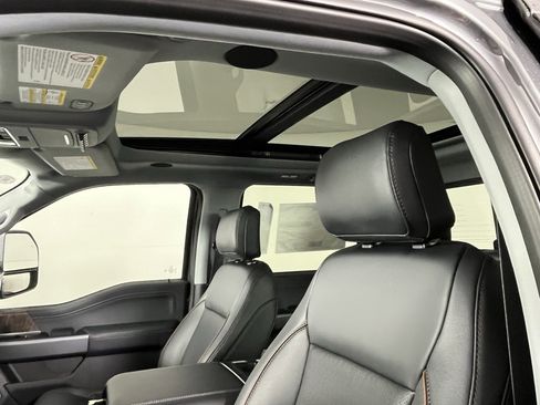 New 2026 Ford F350 Lariat w/ Black Appearance Package image 19