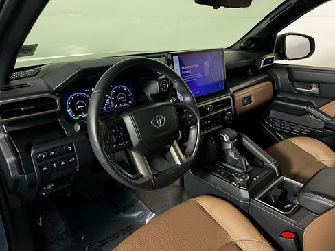 Certified 2025 Toyota 4Runner Limited w/ Tow Technology Package image 12