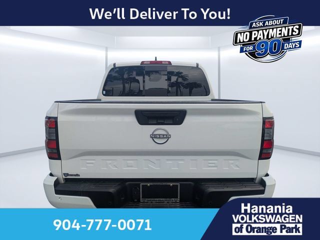 Used 2025 Nissan Frontier SV w/ SV Convenience Package RWD image 4