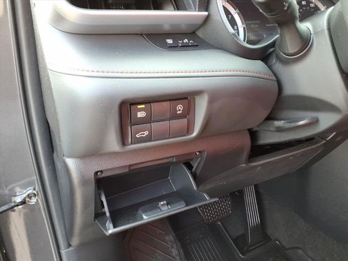 Certified 2023 Toyota Highlander XSE image 18