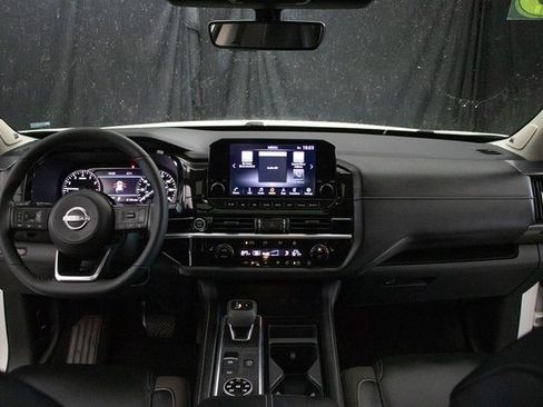 Used 2023 Nissan Pathfinder SL w/ SL Premium Package image 24