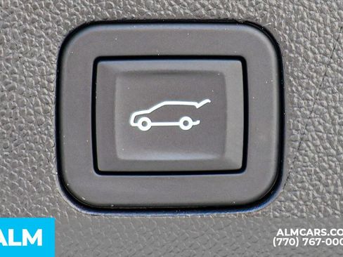 Used 2025 Chevrolet Tahoe LT AWD/4WD image 25