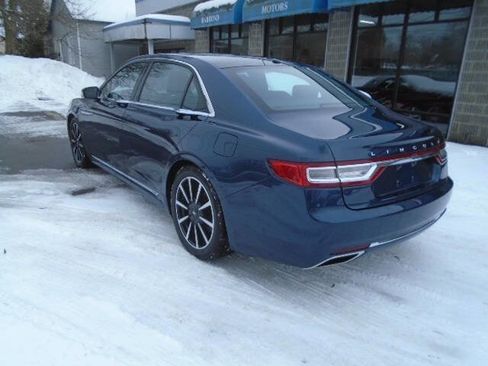 Used 2017 Lincoln Continental Reserve w/ Luxury Package image 6