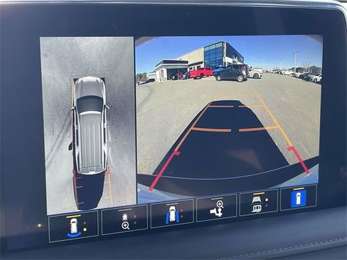 Used 2023 Chevrolet Tahoe High Country image 5