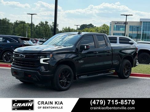 Used 2022 Chevrolet Silverado 1500 RST w/ Redline Edition AWD/4WD image 3