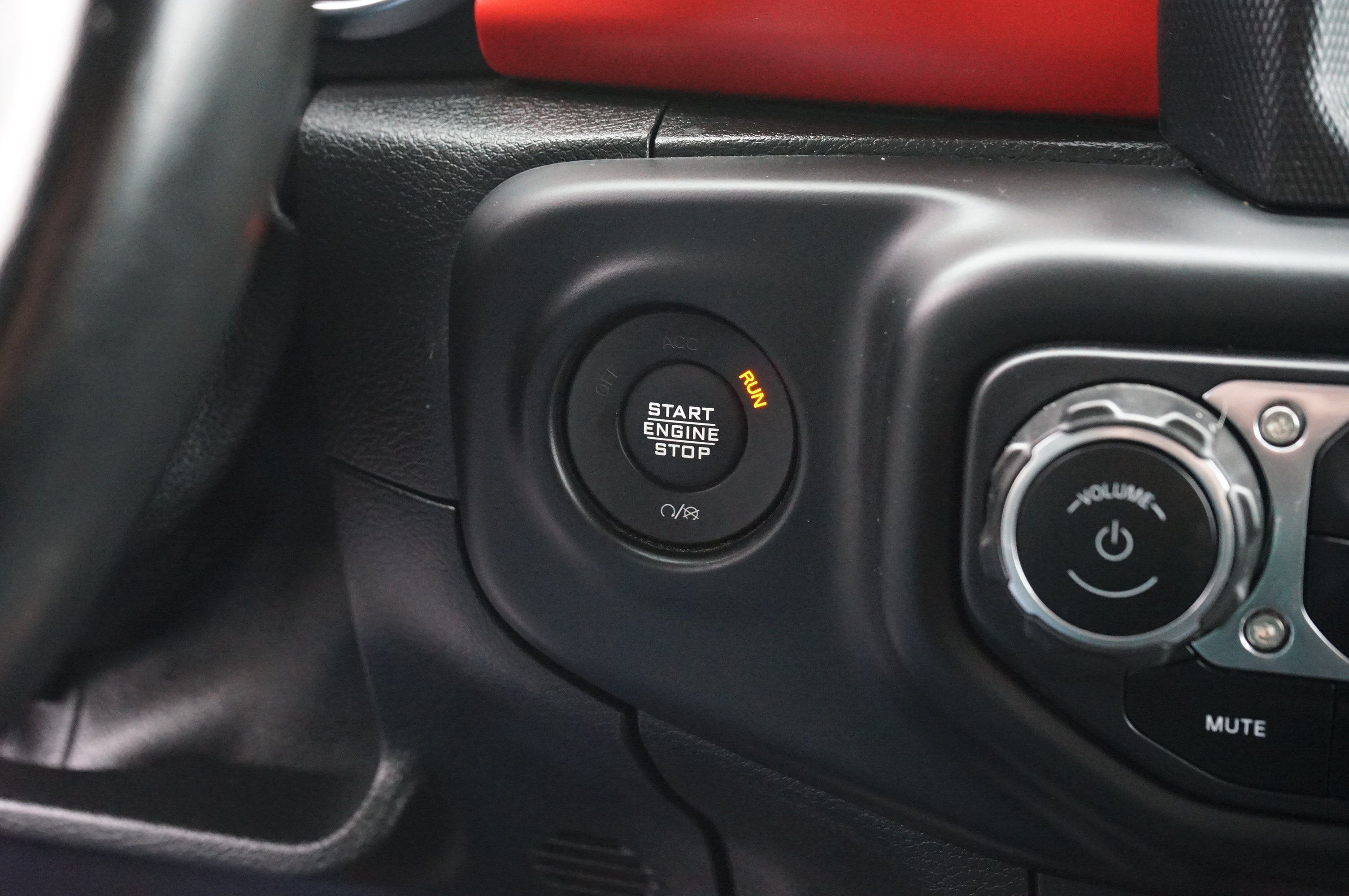 Used 2020 Jeep Gladiator Rubicon AWD/4WD image 25