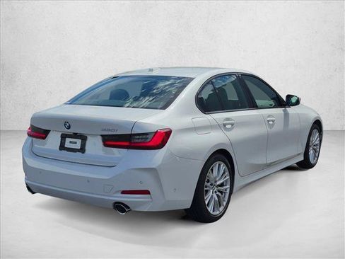 Used 2023 BMW 330i Sedan w/ Premium Package RWD image 5