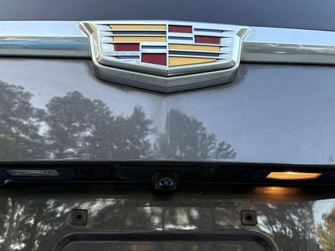 Used 2016 Cadillac Escalade ESV Luxury image 11