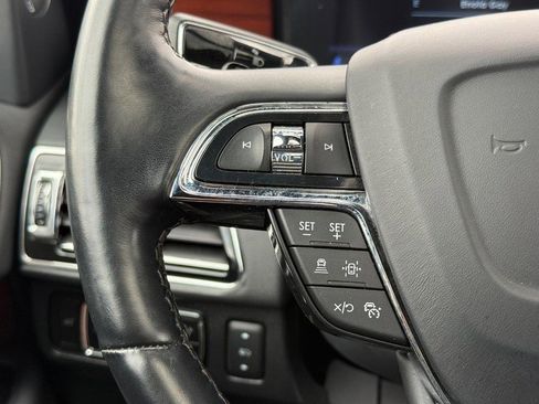 Certified 2024 Lincoln Navigator Reserve AWD/4WD image 14