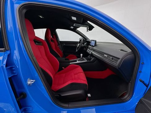Used 2025 Honda Civic Type R image 27