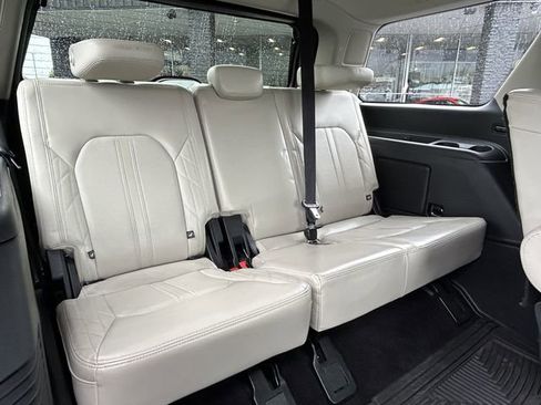 Used 2019 Ford Expedition Platinum AWD/4WD image 39