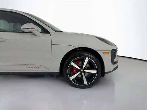 New 2025 Porsche Macan S image 23