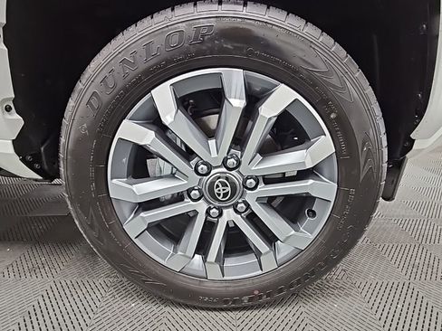 Used 2025 Toyota 4Runner Limited image 52