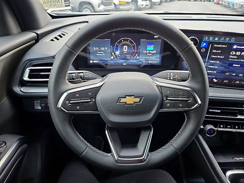 New 2026 Chevrolet Traverse LT image 17