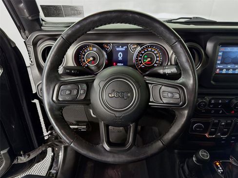 Used 2022 Jeep Gladiator Sport AWD/4WD image 12