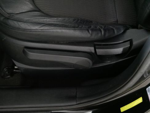 Used 2012 Hyundai Tucson GLS image 20