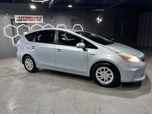 Used 2012 Toyota Prius V Two FWD image 6