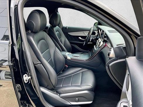 Certified 2022 Mercedes-Benz GLC 300 image 9