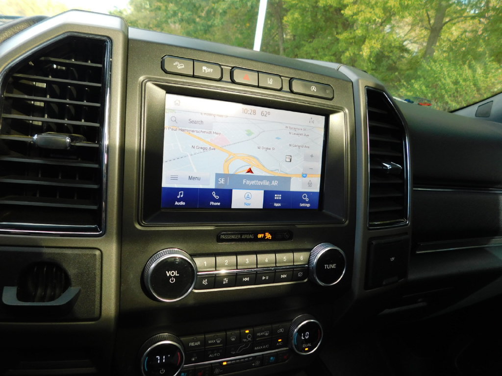 Used 2021 Ford Expedition XLT AWD/4WD image 4