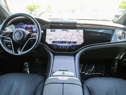 Certified 2023 Mercedes-Benz EQS 580 4MATIC SUV image 10