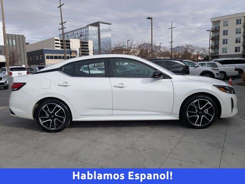 Used 2024 Nissan Sentra SR image 2