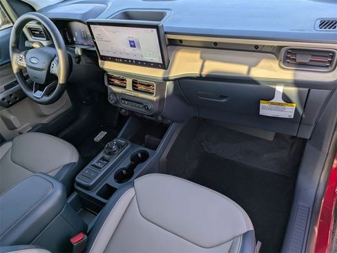 New 2026 Ford Maverick Lariat w/ 4K Tow Package image 22