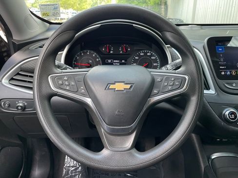 Used 2023 Chevrolet Malibu LT FWD image 14
