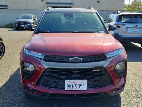 Used 2023 Chevrolet TrailBlazer RS FWD image 2