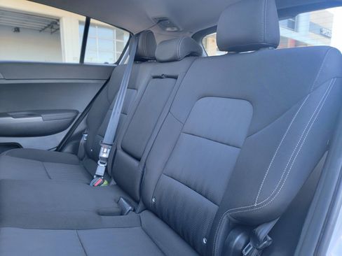 Certified 2019 Kia Sportage LX image 16