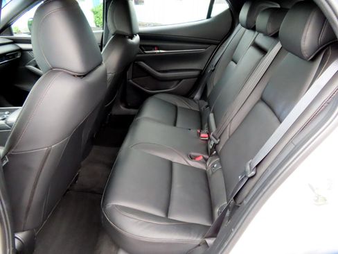 Used 2023 MAZDA MAZDA3 s image 34