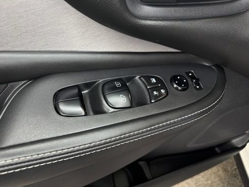 Used 2019 Nissan Murano SL AWD/4WD image 11
