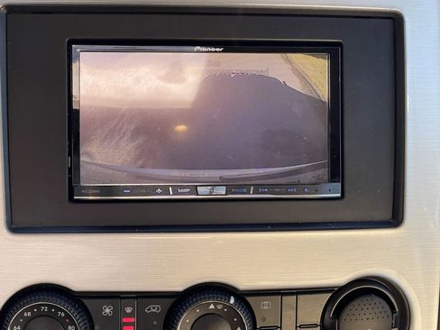 Used 2013 Mercedes-Benz Sprinter 3500 image 11