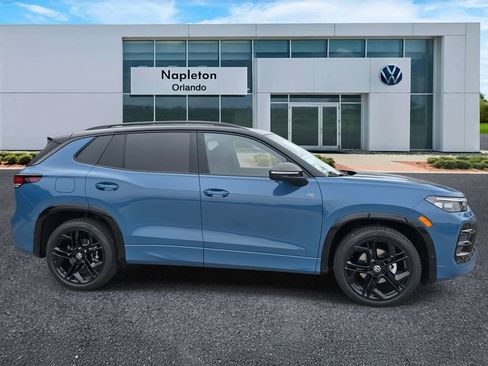 New 2026 Volkswagen Tiguan SE R-Line image 4